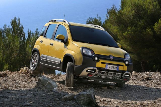 Fiat Panda Cross: Με στιλ, ευελιξία και εκτός δρόμου δυνατότητες