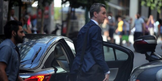 Τώρα τρέχουμε. Διαδοχικά ραντεβού με τους τροϊκανούς