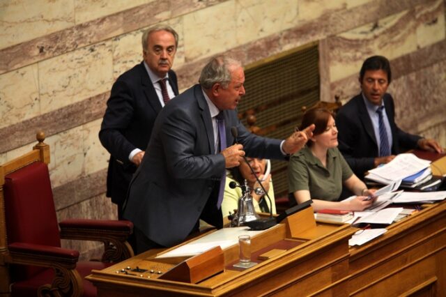 Δημοψήφισμα για ΔΕΗ: Μόνοι τους ψήφισαν, μόνοι τους αποφάσισαν ότι δεν αθροίζονται οι προτάσεις