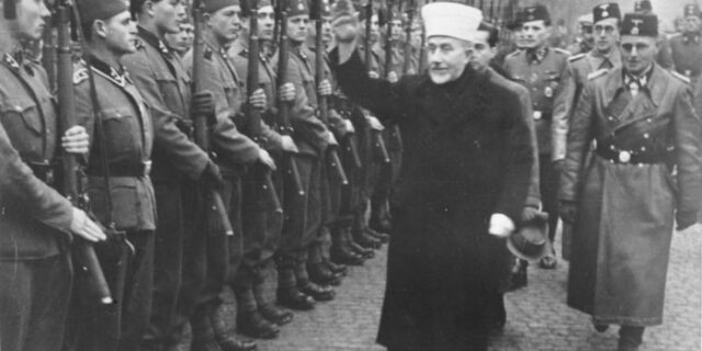 Μηχανή του Χρόνου: Φέσι και αγκυλωτός σταυρός. Mουσουλμάνοι εθελοντές πολέμησαν στο πλευρό των Waffen SS