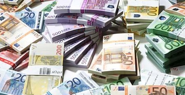 Eurobank: Συνεχίζονται οι σταθεροποιητικές τάσεις στην ελληνική οικονομία