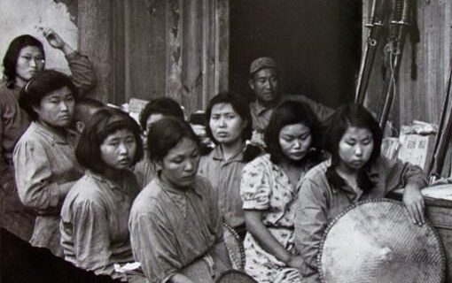 Μηχανή του Χρόνου: Ο ιαπωνικός στρατός απήγαγε χιλιάδες κοπέλες για να “εξυπηρετούν σεξουαλικά” τους στρατιώτες