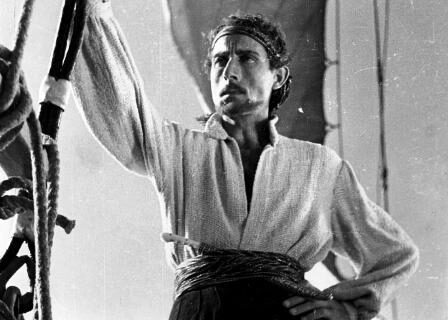 Μηχανή του χρόνου: Ο Μάνος Κατράκης και το περιστατικό που παραλίγο να στοιχίσει τη ζωή του στον Ελληνοϊταλικό πόλεμο