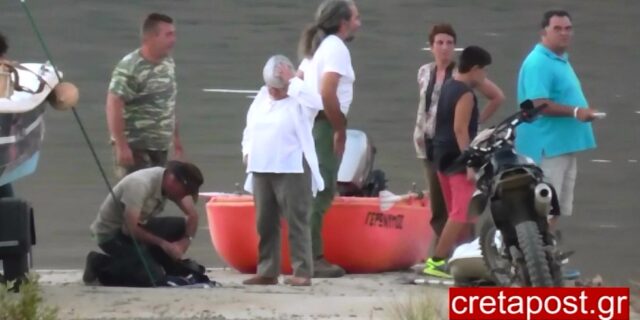 Ο Σήφης ο κροκόδειλος ξεγλιστρά σαν… χέλι – Δύο φορές γλίστρησε από την αγκαλιά του Μπεχρά