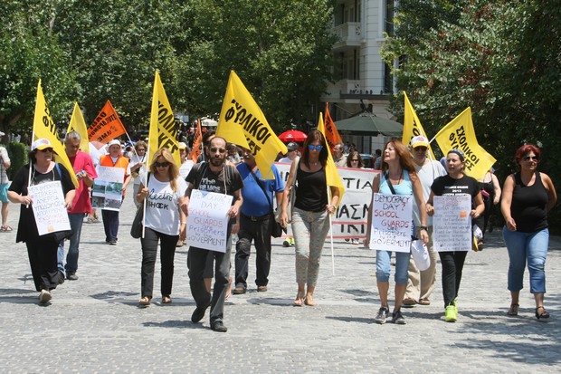 Τροπολογία ρυθμίζει το θέμα των σχολικών φυλάκων που πλησιάζουν στη συνταξιοδότηση