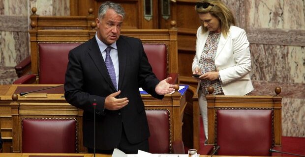 Το ΠΑΣΟΚ βάλλει κατά του Μάκη Βορίδη