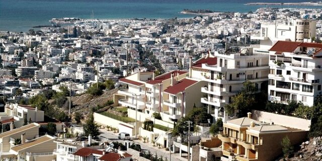 Στις εμπορικές τιμές, αντί των αντικειμενικών, η υποχρέωση “πόθεν έσχες” στις αγοραπωλησίες ακινήτων