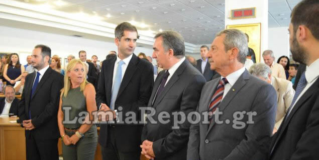 Ένταση στην ορκωμοσία του Κώστα Μπακογιάννη