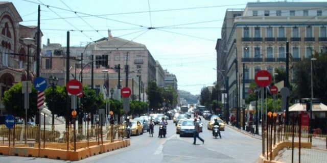 Τα παράλογα του ΕΝΦΙΑ στα γερμανικά πρωτοσέλιδα: Αγρότης με εισόδημα 300 ευρώ καλείται να πληρώσει φόρο 815.569!