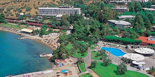Απίστευτο: Λογίστρια πήδηξε από το παράθυρο για να γλιτώσει τον έλεγχο της εφορίας
