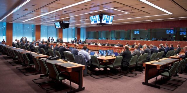 Στην ατζέντα του σημερινού Eurogroup, Γαλλία, Ιταλία και Ελλάδα
