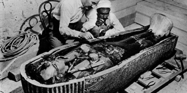 Μηχανή του Χρόνου: Η κατάρα του Τουταγχαμών, που “κυνήγησε” τους αρχαιολόγους