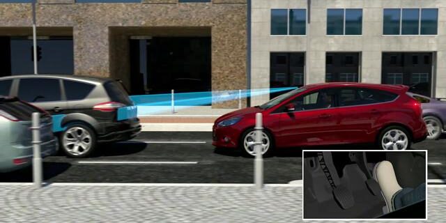Active City Stop. Το σύστημα που εξελίσσει η Ford βοηθά στη μείωση της έντασης συγκρούσεων