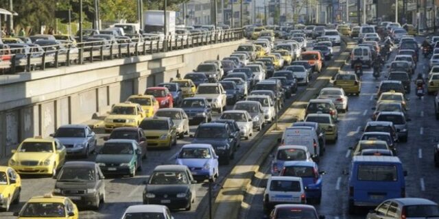 Ο γερμανικός τύπος προειδοποιεί: “Πριν πάτε στην Ελλάδα με το δικό σας όχημα, κάντε μικτή ασφάλιση”