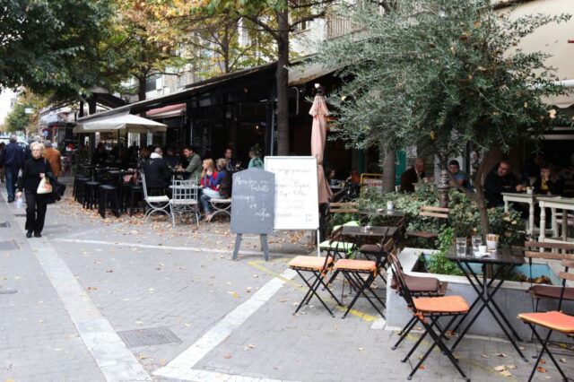 Λάρισα: Η πόλη με τις 1.674 καφετέριες!