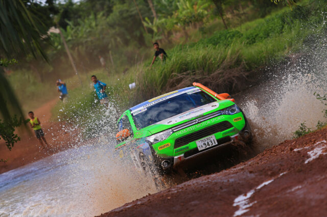 Νίκη για το ηλεκτρικό Mitsubishi Outlander PHEV στο Asia Cross Country Rally