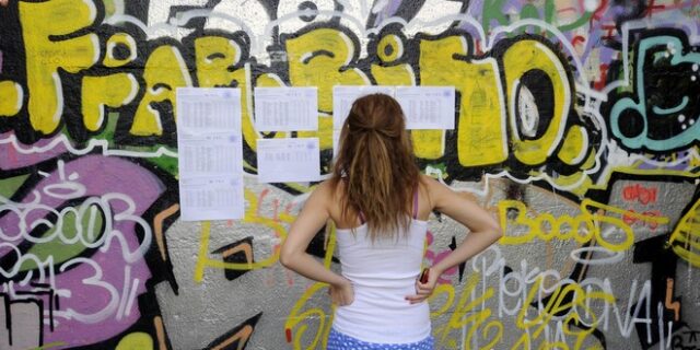 Πανελλαδικές: Που θα απογειωθούν οι βάσεις εισαγωγής