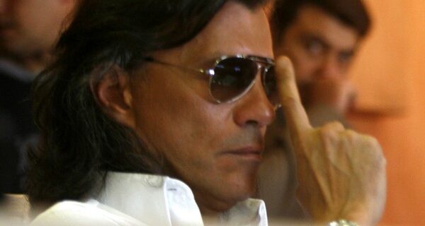 Ψινάκης για ηλιοκαμένους τουρίστες: Ο καθένας μπορεί να γράψει ό,τι αηδία θέλει. Σχεδιάζω διεθνές Φεστιβάλ με τον Ταραντίνο