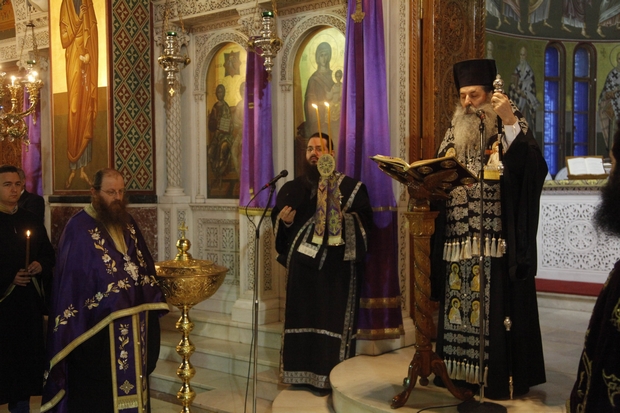 Μητροπολίτης Πειραιώς Σεραφείμ: Εξαίσια πτώματα ΝΔ-ΠΑΣΟΚ