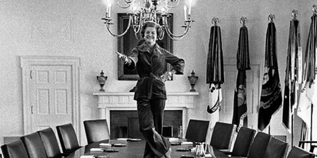 Μηχανή του Χρόνου: Η αλκοολική Πρώτη Κυρία που λάτρευε τα χάπια και το σεξ με τον πλανητάρχη