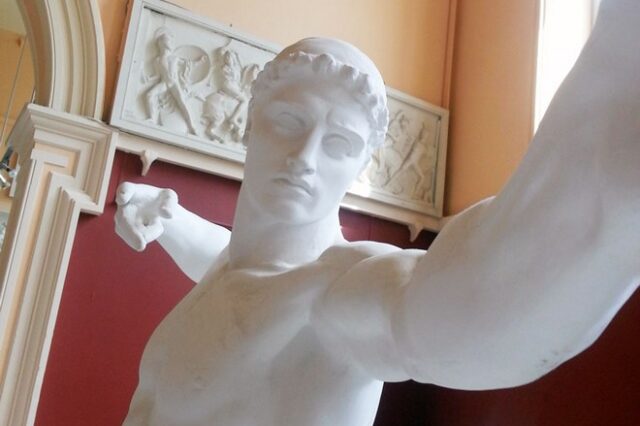 Φωτογραφίες: Και τα αγάλματα βγάζουν selfies