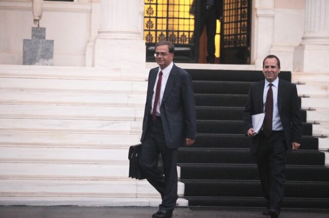 Ο Σεπτέμβριος θα φέρει την αρχή του τέλους των μνημονίων ή… εκλογές;