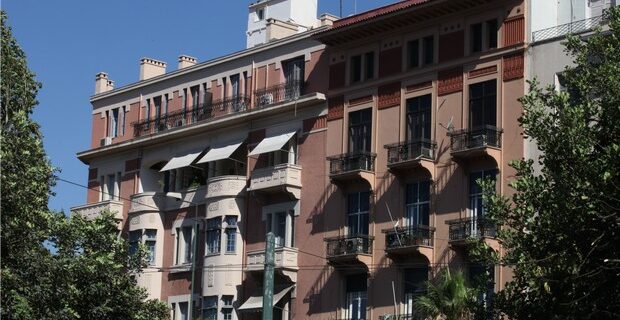 Ο ΕΝΦΙΑ στη Βουλή με διορθώσεις και μειώσεις μέχρι και 20%