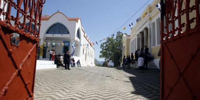 Ανοίγουν οι πίνακες αναπληρωτών εκπαιδευτικών. Διπλά μόρια για τους “ακρίτες”