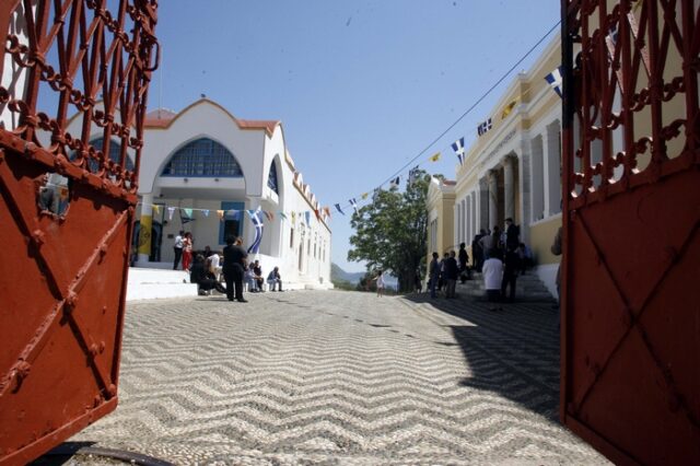Ανοίγουν οι πίνακες αναπληρωτών εκπαιδευτικών. Διπλά μόρια για τους “ακρίτες”