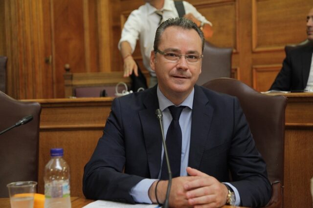 Αιφνίδια παραίτηση Κουκοδήμου από το υπουργείο Παιδείας, λίγο πριν την έναρξη της σχολικής χρονιάς