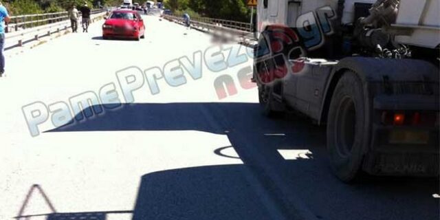 Ξεψύχησε στην άσφαλτο ποδηλάτης στην εθνική οδό Πρέβεζας-Ηγουμενίτσας