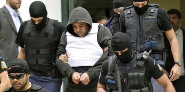 Ηχητικό μίσους στο κινητό του Ρουπακιά:  Με λένε χρυσαυγίτη, φασίστα, δολοφόνο, φασίστα για το αίμα αλλά και για τον πόνο
