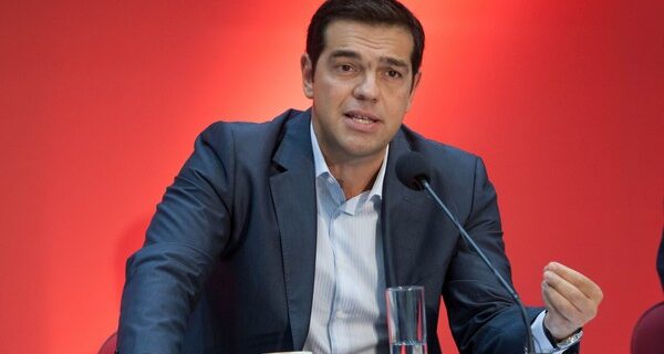 Τσίπρας: Πυκνώνουν οι ενδείξεις για εκλογές. Πολύ κοντά στην αυτοδυναμία ο ΣΥΡΙΖΑ