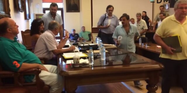 Ο Αχ. Μπέος αρνήθηκε να εκδώσει ψήφισμα ο δήμος Βόλου για τον Φύσσα