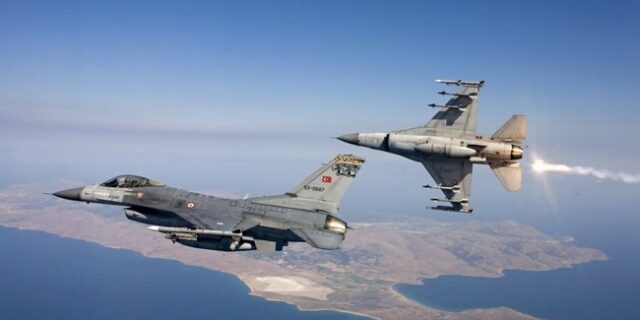 Προκαλούν και στο Αιγαίο οι Τούρκοι: Αεροσκάφη κατέβηκαν στα 500 πόδια