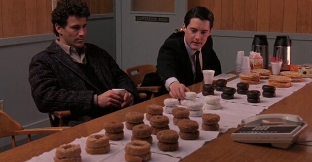 «Twin Peaks» #1 / «She’s dead. Wrapped in plastic»: Οι χαρακτήρες και το μυστήριο