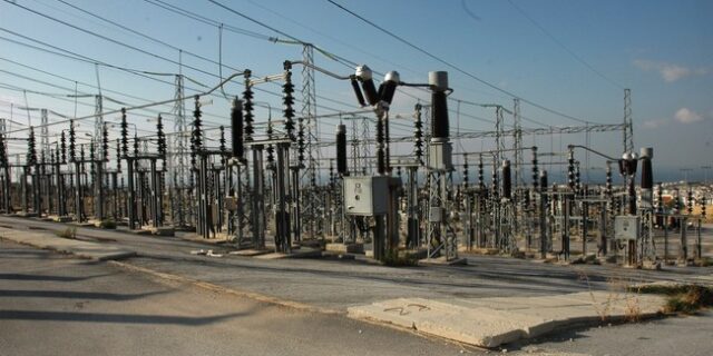 Χειροπέδες σε 38χρονο για 21 κλοπές σε υποσταθμούς της ΔΕΗ