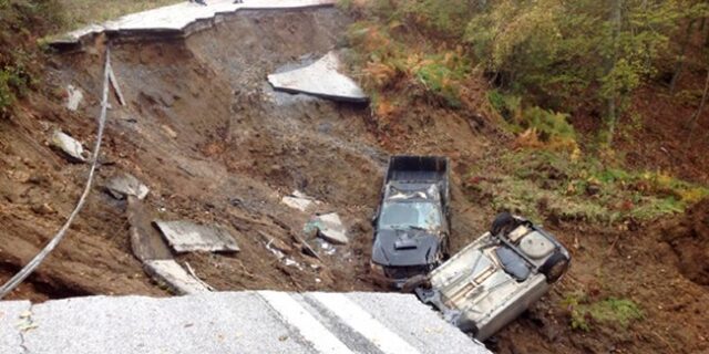 Απίστευτες εικόνες: Δρόμος κόπηκε στη μέση στη Χαλκιδική