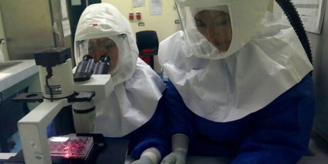 ΗΠΑ: Επείγουσα έγκριση σε δύο νέα διαγνωστικά τεστ για τον Έμπολα