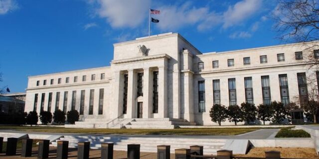 FED: Τέλος στο έκτακτο πρόγραμμα στήριξης της αμερικανικής οικονομίας