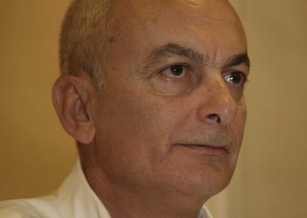 Πέθανε ο διευθυντής σύνταξης της “Ημερησίας” Τριαντάφυλλος Δραβαλιάρης