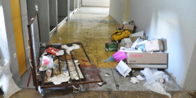 Εικόνες σοκ: Στο έλεος των σκουπιδιών η Φιλοσοφική Αθηνών
