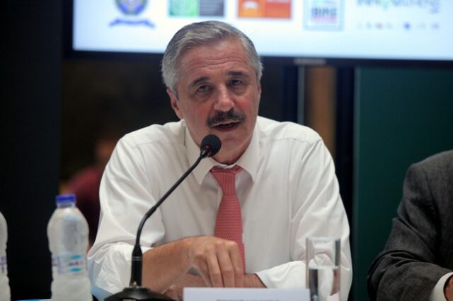 ΥΠΕΚΑ: Προ των πυλών μειωμένο τιμολόγιο στο φυσικό αέριο