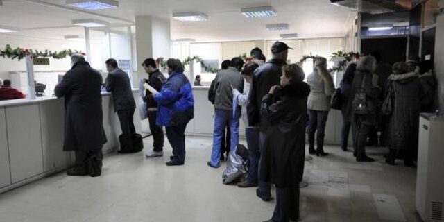 Economist: Δύο στους τρεις εργαζόμενους στην Ελλάδα φοροδιαφεύγουν