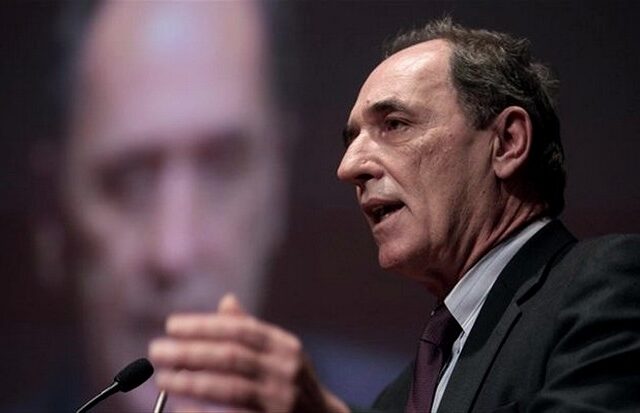 Σταθάκης στο ΔΝΤ: Μείωση δημόσιου χρέους της χώρας τουλάχιστον κατά 50%