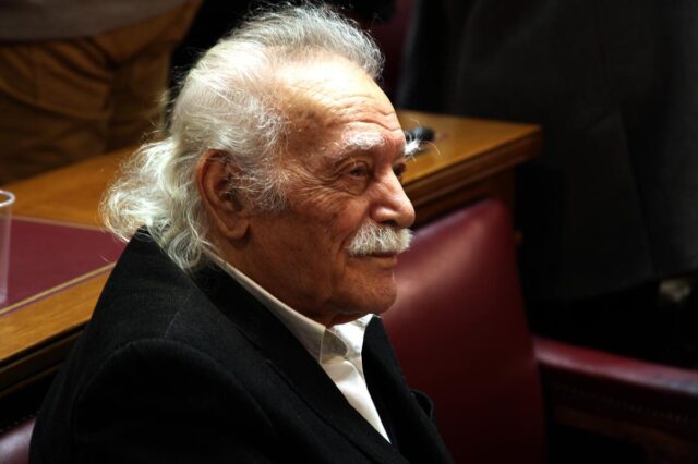 Μανώλης Γλέζος: Όλα τα κράτη-μέλη της Ε.Ε. οφείλουν να αναγνωρίζουν το δικαίωμα στην απεργία