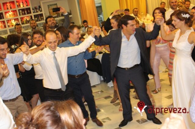Το τσάμικο του Αλέξη Τσίπρα