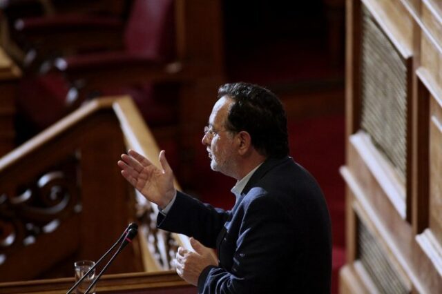 Λαφαζάνης: Μία είναι η λύση για το χρέος. Να διεκδικήσουμε τη διαγραφή του μεγαλύτερου μέρους του