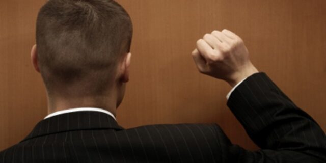 Απαραίτητη η παρουσία εισαγγελέα σε κατ’ οίκον έρευνες για φοροδιαφυγή