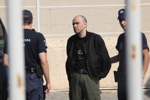 Ν. Μαζιώτης: “Αναφαίρετο δικαίωμά μου, να πυροβολώ αστυνομικούς”